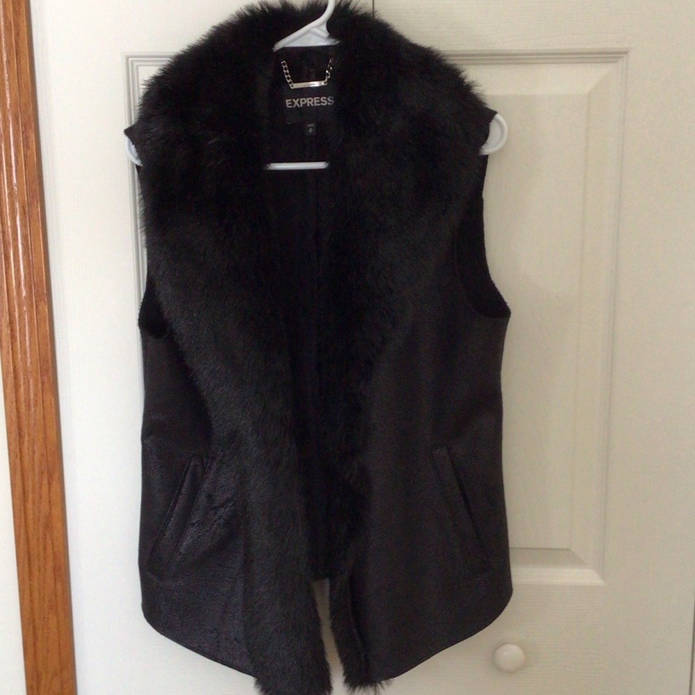 Express Elegant Black Faux Fur Vest